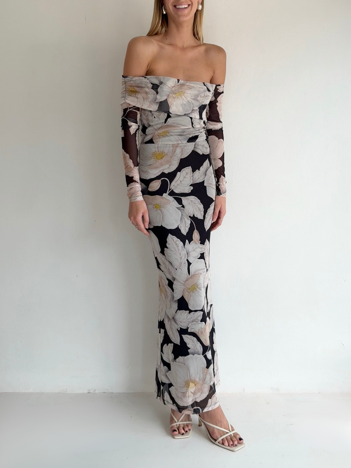 By Nicola Paloma Maxi Dress in Noir Bloom – Coco & Lola