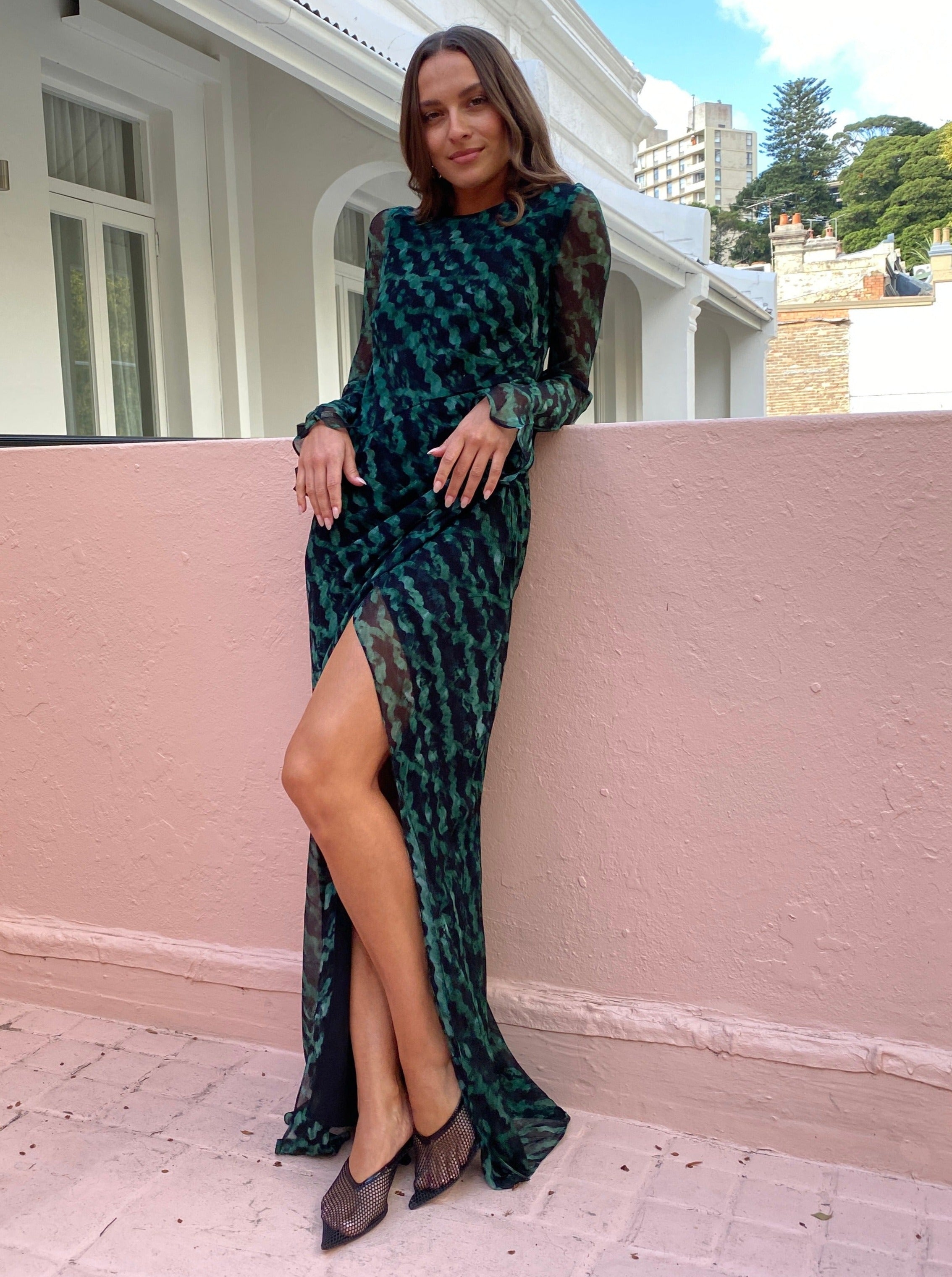 Shona Joy Remi Gathered Maxi Dress in Rosemary/Black – Coco & Lola