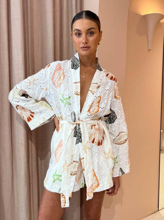 Palm Noosa Ace of Spades Robe in Shells