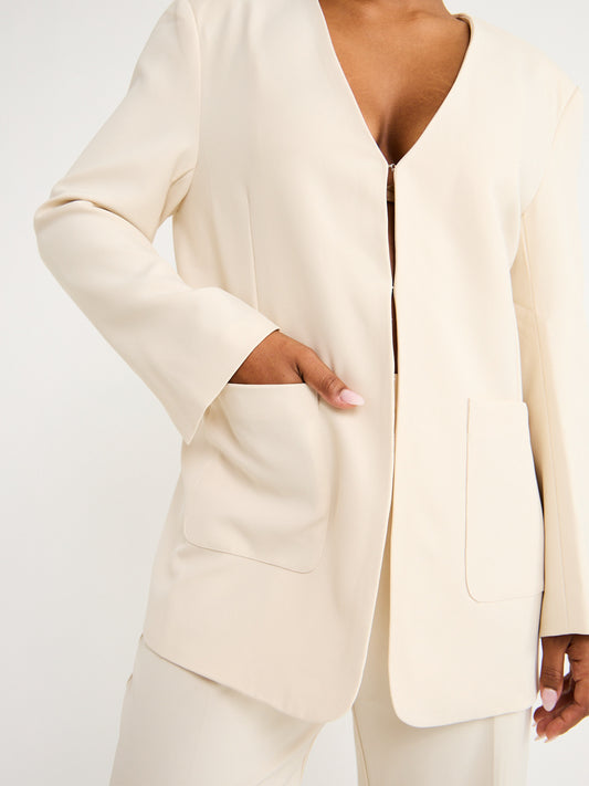 By Johnny Milano V Neck Blazer in Creme