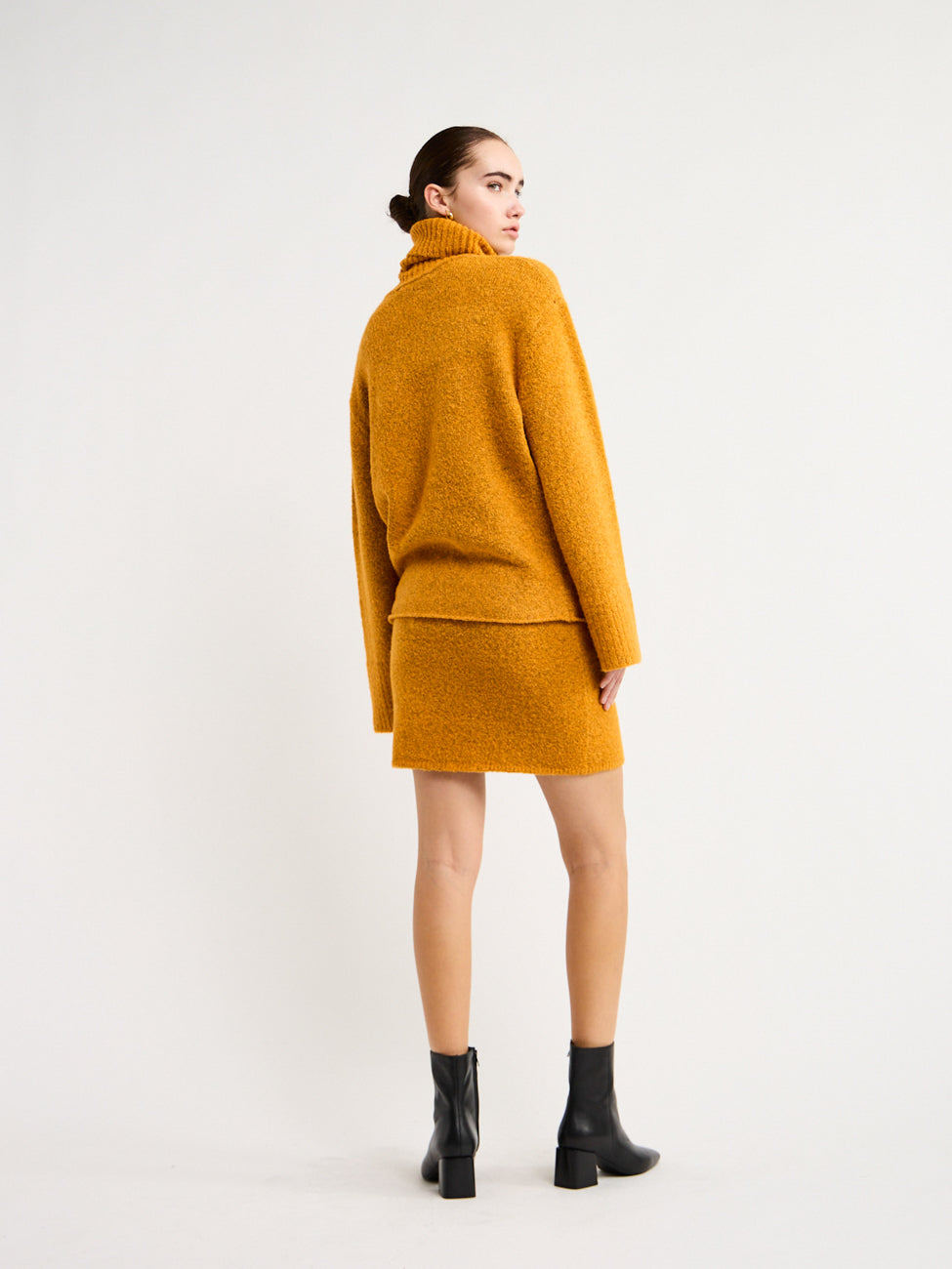 Camilla and Marc Lotus Knit Skirt in Tamarind – Coco & Lola