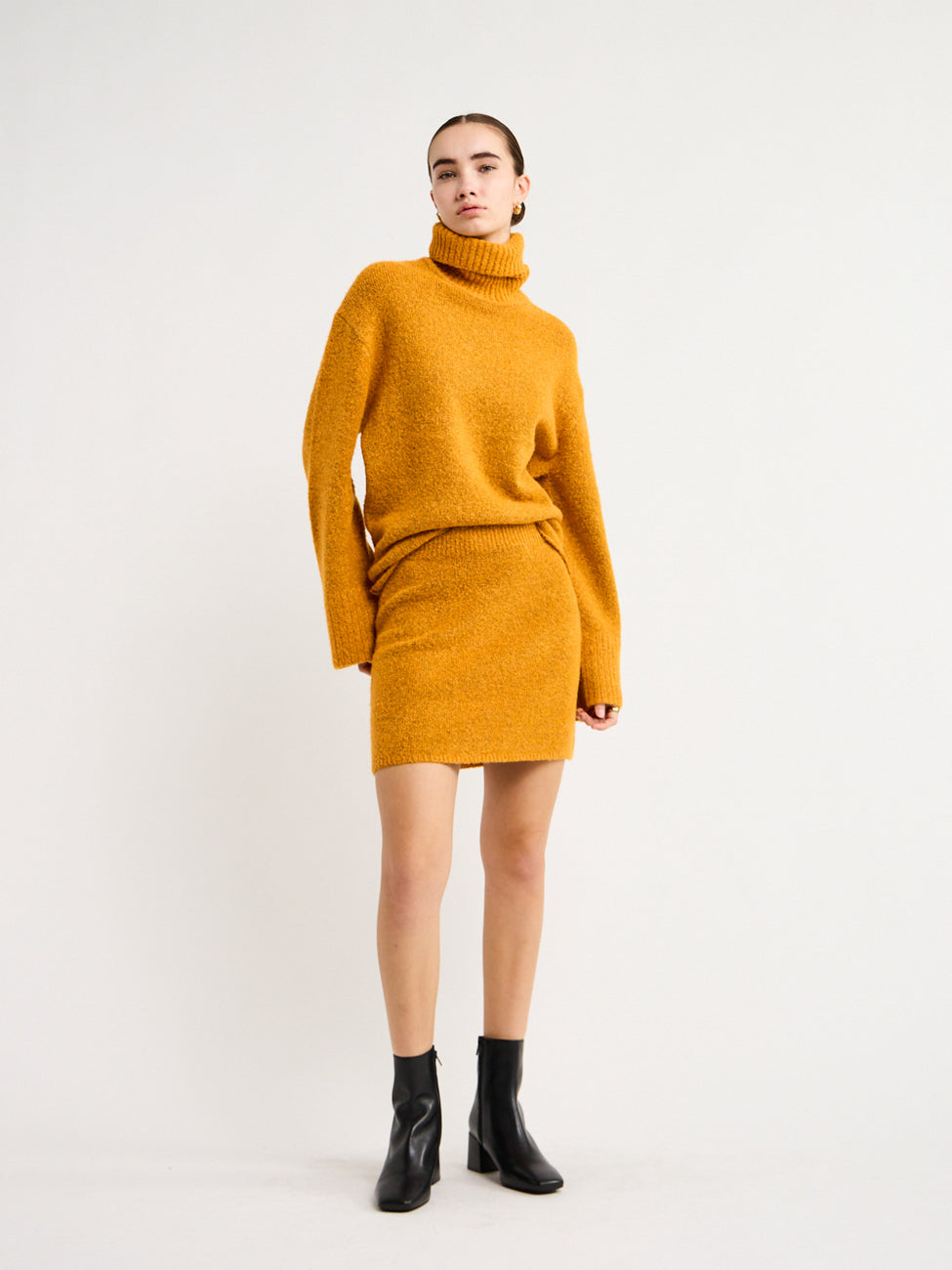 Camilla and Marc Lotus Knit Skirt in Tamarind – Coco & Lola