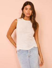 Assembly Label Violet Tank in White