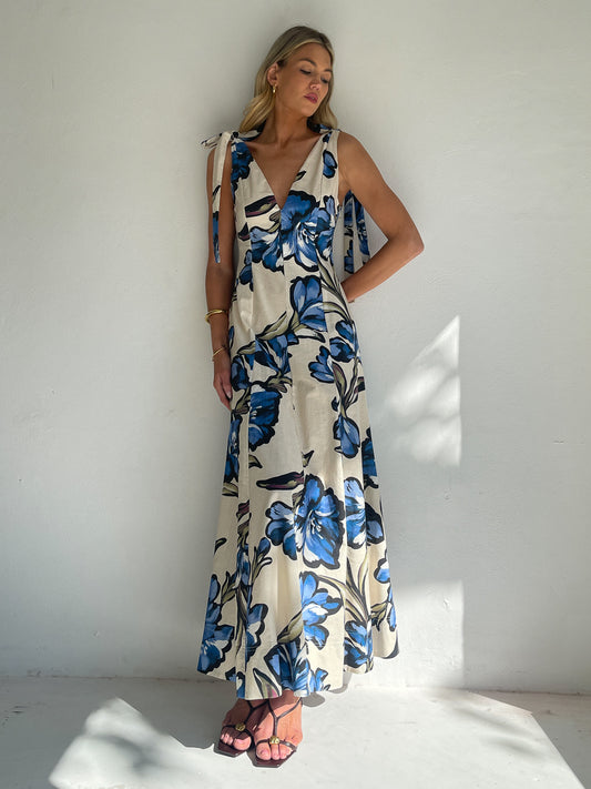 By Nicola Adeline Maxi Dress in Waikiki Floral