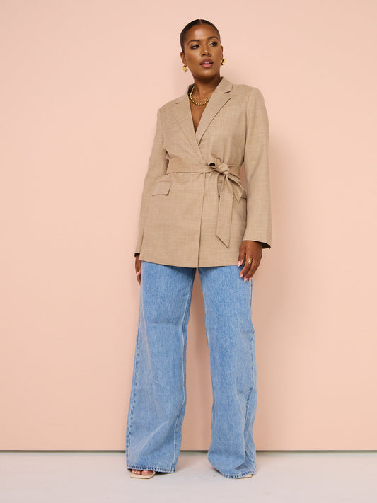 Elka Collective Paterson Blazer in Latte