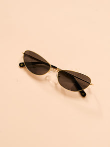 Raie Hailey Sunglasses in Gold