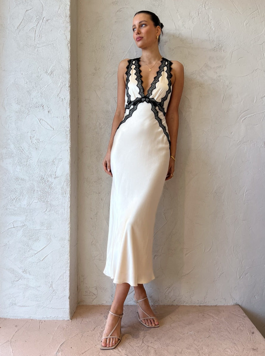 Shona joy black on sale and white dress