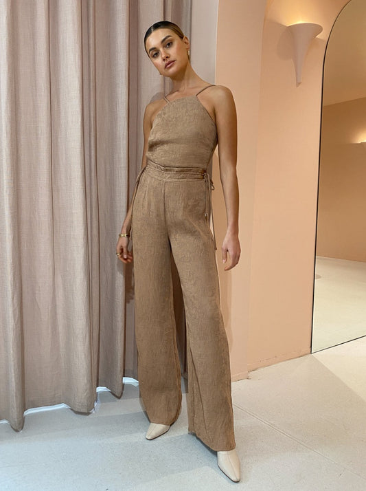 By Nicola Estelle Pleated Pant in Latte