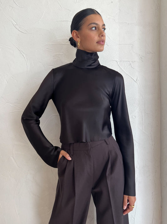 Camilla and Marc Sorrell Top in Chocolate