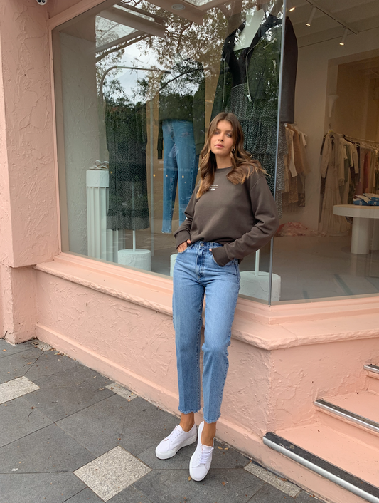 Nobody Hutton Jean in Mode