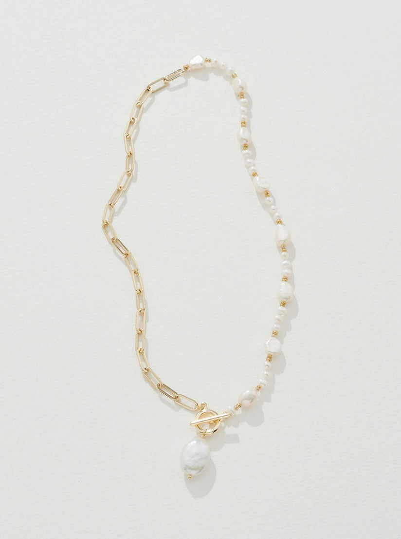Reliquia Serpa Necklace in Gold/Pearl – Coco & Lola